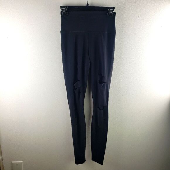 ALO Yoga Pants - Women's ALO Black Preowned Cut Out Stretchy Yoga Pants Size XS